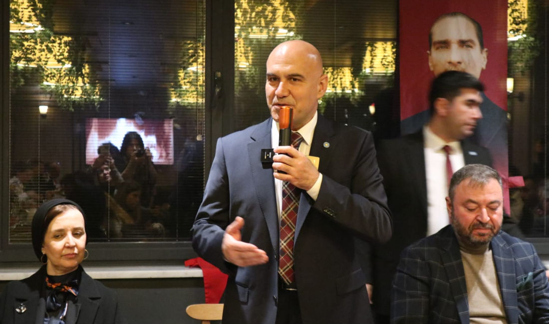 Çömez, “Lüzumsuz tartışmalara ayıracak zamanımız yok” İYİ Parti Büyükşehir Belediye Başkan Adayı Turhan Çömez, basın için