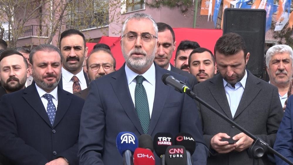 Çalışma ve Sosyal Güvenlik Bakanı Vedat Işıkhan, Sosyal Güvenlik Kurumu’na