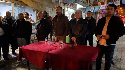 Erdek’te halk buluşması düzenleyen İYİ Parti Erdek Belediye Başkan Adayı