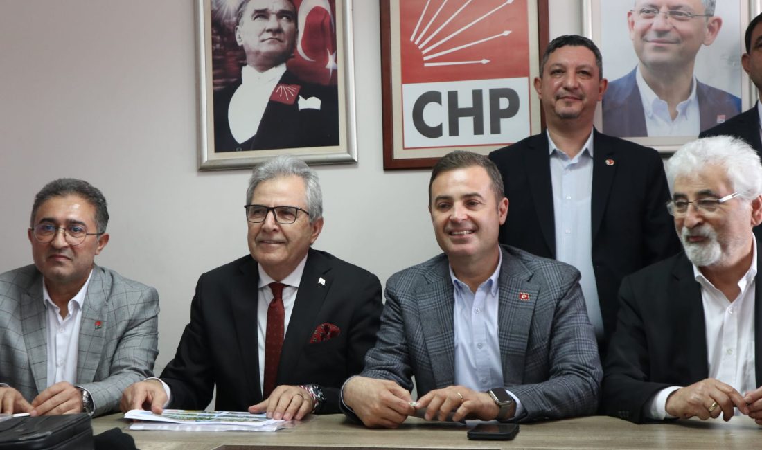 CHP Bandırma İlçe Binası’nda basın ile bir araya gelen Balıkesir