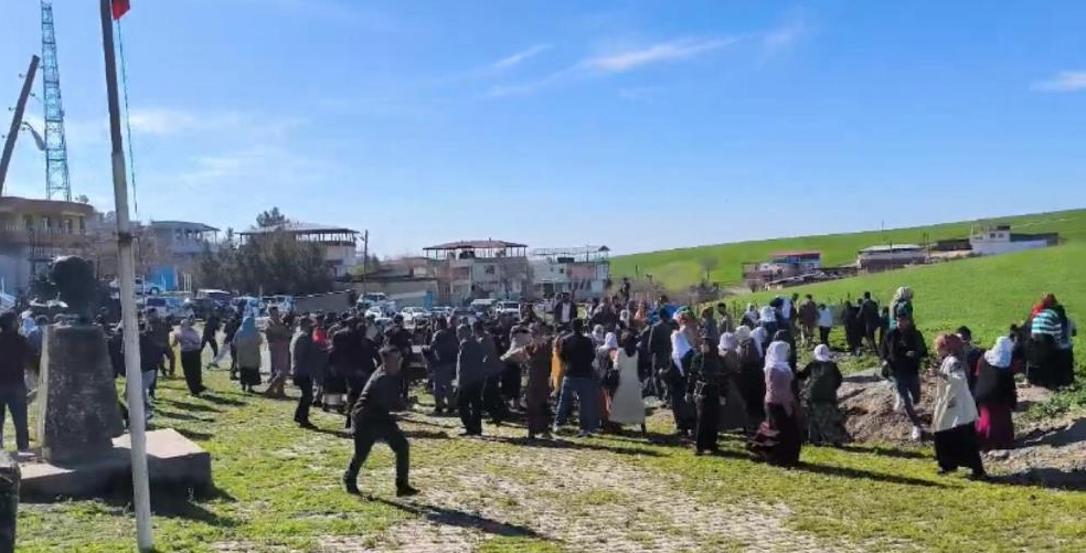 Diyarbakır’ın merkez Sur ilçesinde iki aile arasında muhtar adaylığı nedeniyle