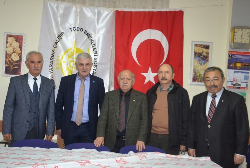 TCDD Balıkesir Emekliler Derneği yıllık olağan genel kurulunu yaptı. Dernek