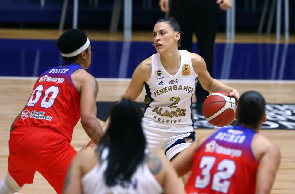 ING Kadınlar Basketbol Süper Ligi play-off çeyrek final serisinde 1-0