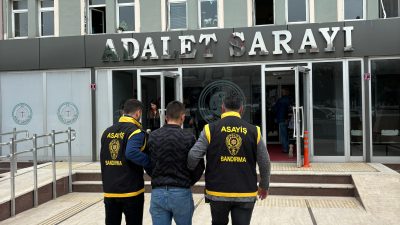 Bandırma’da bir ikamet adresinde hırsızlık yapan şahıs gözaltına alınarak tutuklandı.