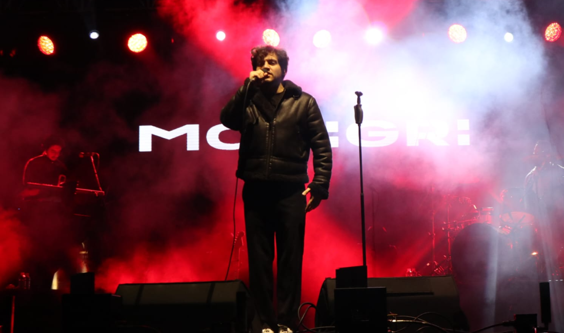 Mavi Gri Bandırmalı gençler ile buluştu Bandırma Belediye Başkan Adayı Cemal Öztaylan, Gençlik Festivali kapsamında Mavi