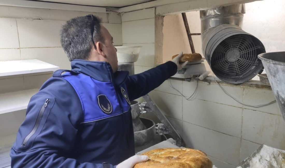 Erdek Zabıtası tarafından yapılan uygulamalar kapsamında Erdek’te hizmet veren unlu
