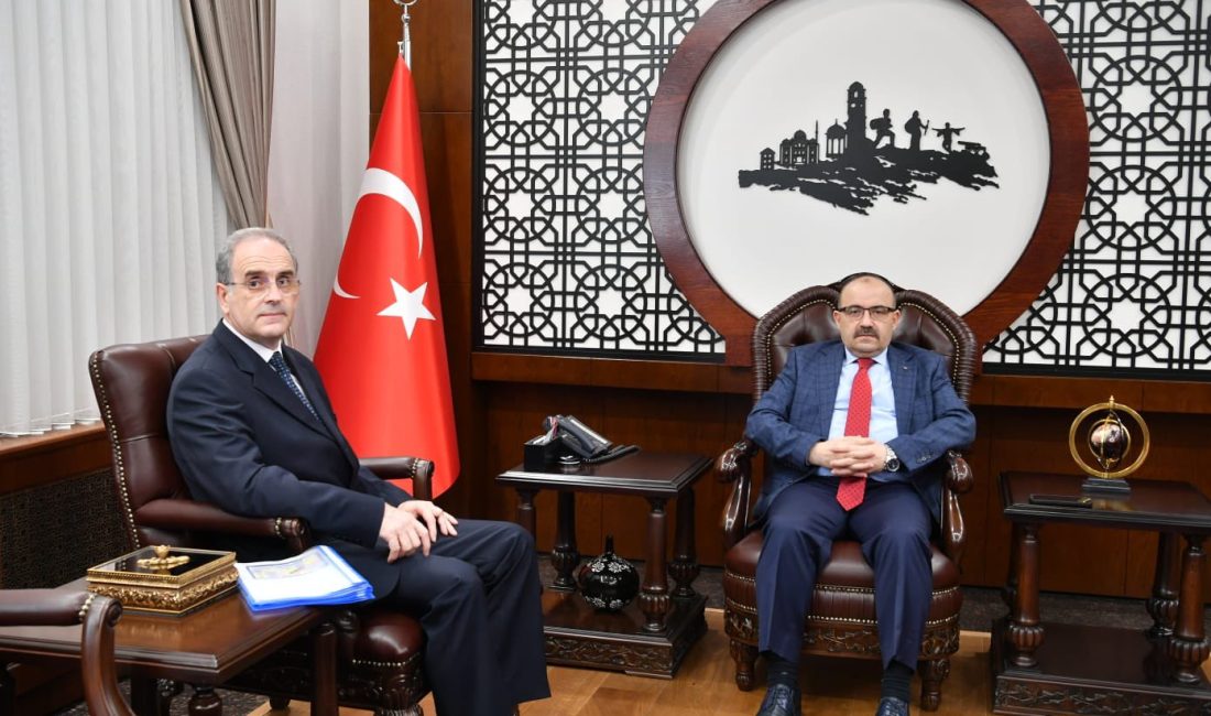 BANÜ Rektörü Prof. Dr. İsmail Boz, Balıkesir Valisi İsmail Ustaoğlu’nu