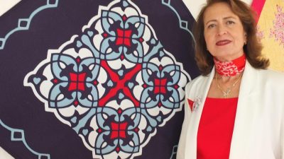 Burhaniye’de, Hüsnü Pazarbaşı Kültür Merkezinde 27 kursiyere ait eserlerin yer