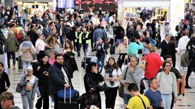 Türkiye’ye 2024 yılının ilk iki ayında gelen yabancı ziyaretçi sayısı