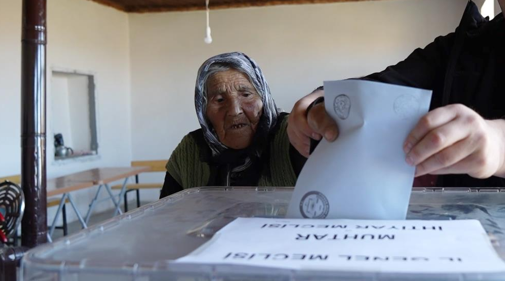 Türkiye’nin en yaşlı seçmeni 117 yaşındaki Arzu Sınıroğlu, Kırıkkale’deki doğup