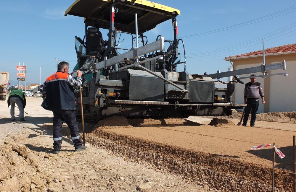  Burhaniye’de, yaklaşık iki ay önce başlanan Hastane Kavşağı düzenlemelerinde sona