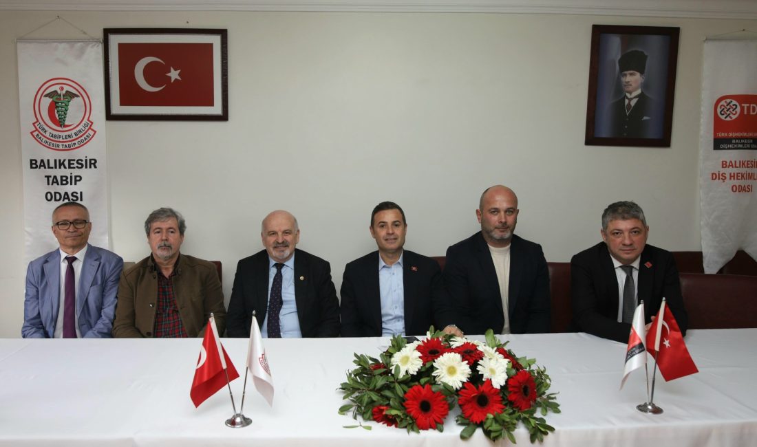 CHP Balıkesir Büyükşehir Belediye Başkan Adayı Ahmet Akın, “Tıbbiyeli Hikmet’in