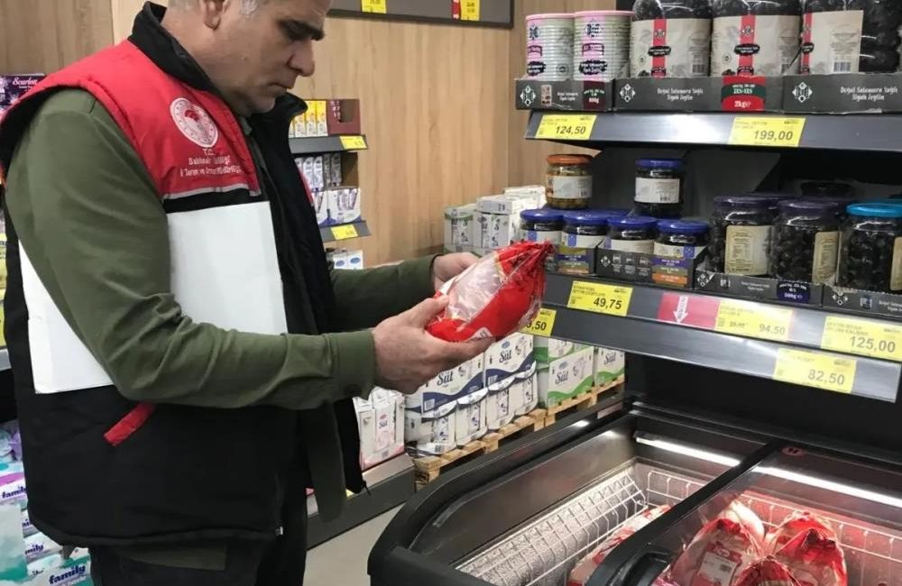 Havran’da İlçe Tarım ve Orman Müdürlüğü ekipleri Ramazan ayında gıda