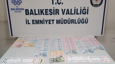Balıkesir’de polis ekipleri, 3 şahsın kumar oynattığı bilgisi üzerine operasyon