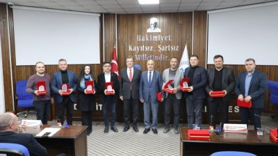 Edremit Belediyesi’nde 2019-2024 döneminin son meclis toplantısı yapıldı. Edremit Belediye