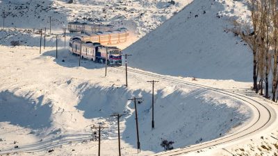 Ulaştırma ve Altyapı Bakanı Abdulkadir Uraloğlu, turistik tren seferlerine ilginin