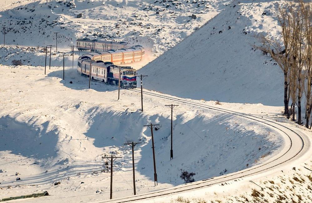 Ulaştırma ve Altyapı Bakanı Abdulkadir Uraloğlu, turistik tren seferlerine ilginin