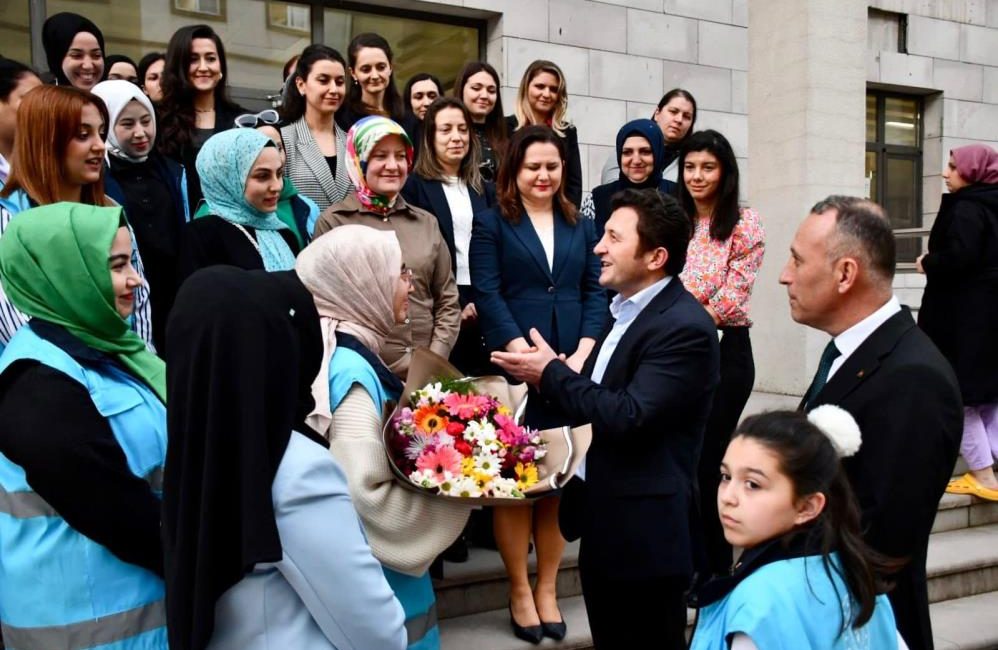 Kredi ve Yurtlar Kurumu Genel Müdür Yardımcısı Ali Özdemir, Balıkesir