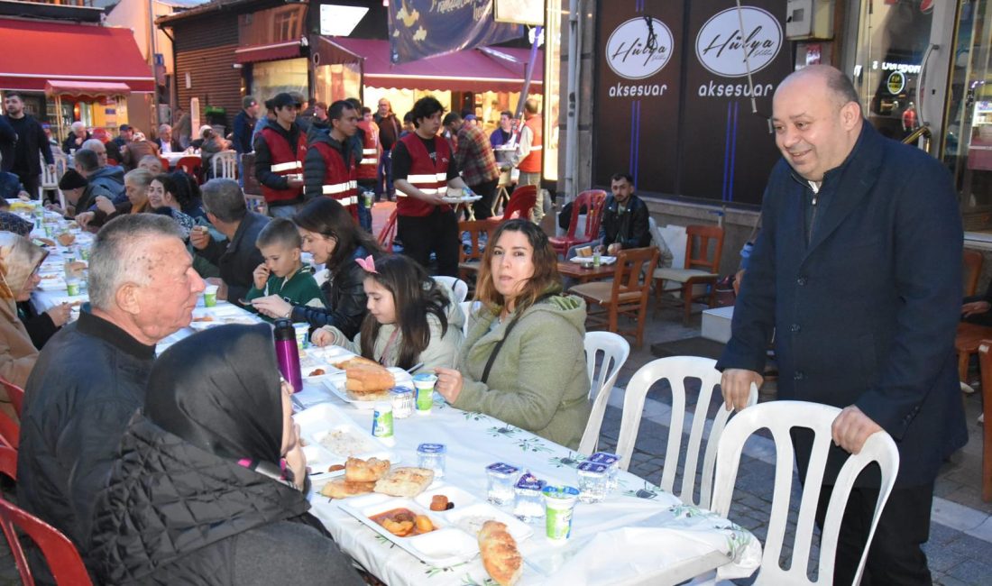 CHP Gönen Belediye Başkan Adayı İbrahim Palaz, katıldığı iftar yemeğinde