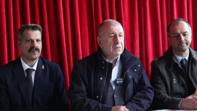 Bandırma’yı ziyaret eden Zafer Partisi Genel Başkanı Ümit Özdağ, basın