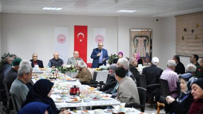 Vali İsmail Ustaoğlu, Karesi Huzurevi Yaşlı Bakım ve Rehabilitasyon Merkezi’nde