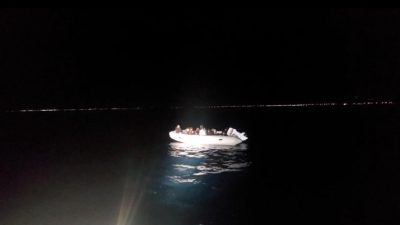 Ayvalık’ta, yasa dışı yollarla Yunanistan’ın Midilli Adası’na gitmek isteyen 11