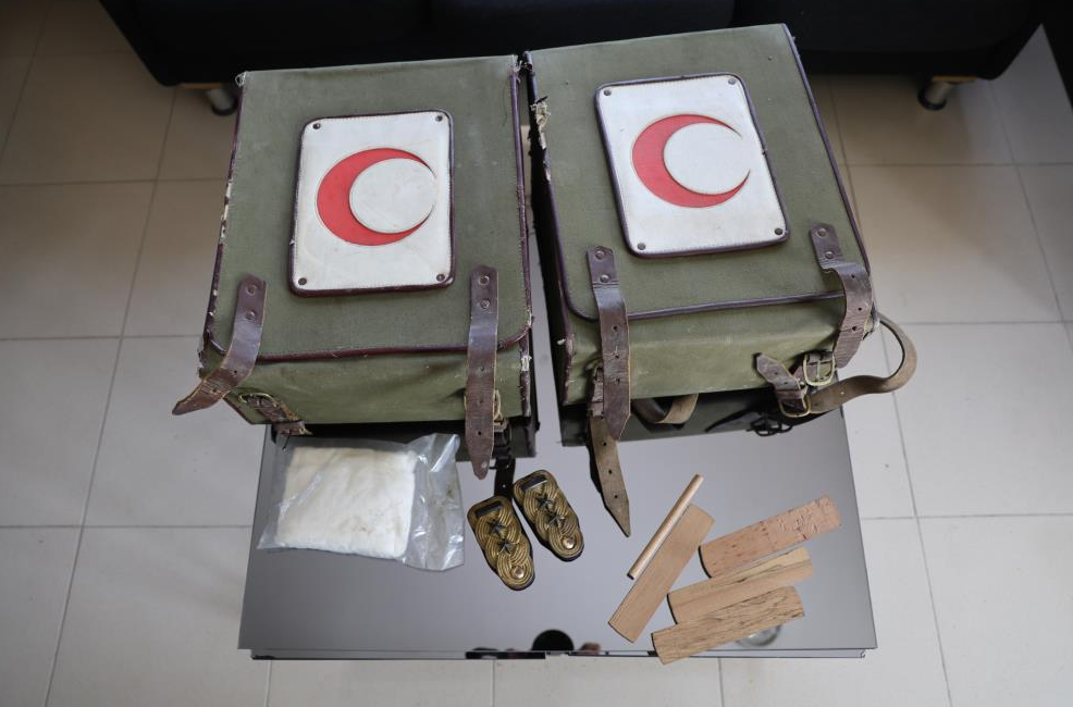 Çanakkale savaşından kaldığı düşünülen 109 yıllık Kızılay ‘Sıhhiye Çantaları’ Sivas’ın