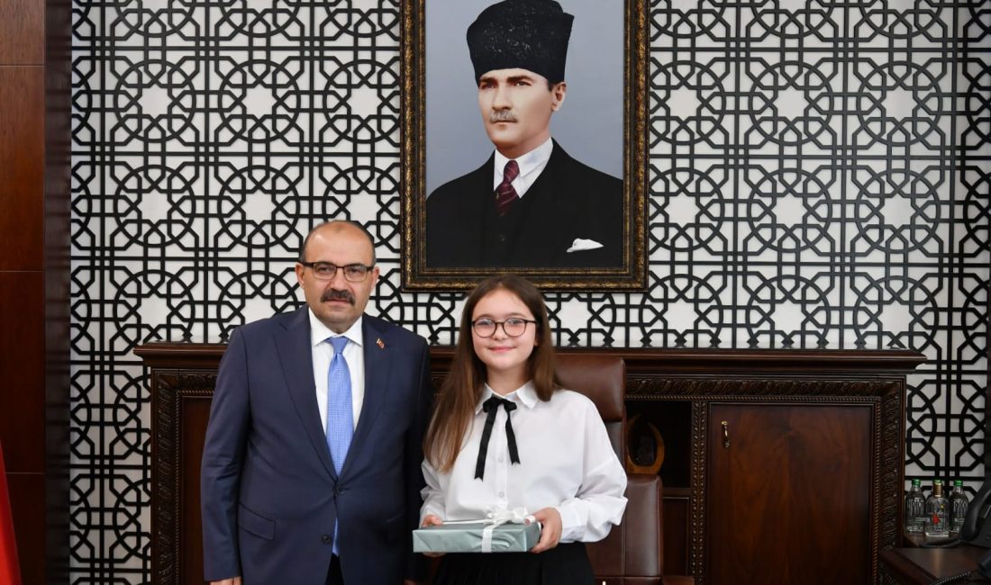 Vali Ustaoğlu Koltuğu Devretti Vali İsmail Ustaoğlu 23 Nisan Ulusal Egemenlik ve Çocuk Bayramı
