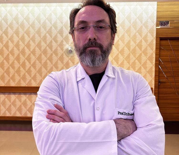 Geçmeyen alerjiye endoskopik çözüm İzmir Ekonomi Üniversitesi (İEÜ) Medical Point Hastanesi Kulak Burun Boğaz