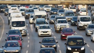 Türkiye’de 2022 yılında trafiğe kayıtlı motorlu kara taşıtları tarafından 343