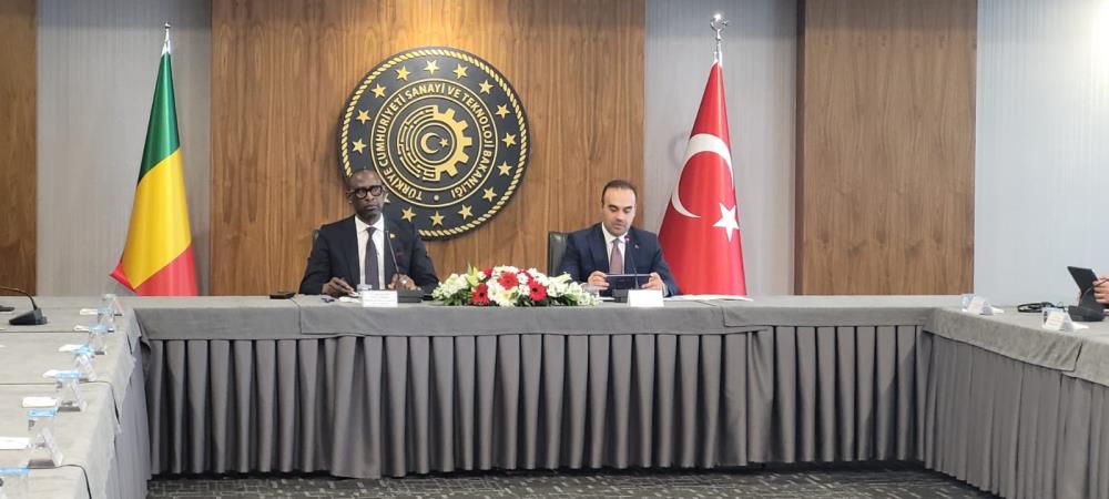 Bakan Kacır: “Türkiye ile Mali arasındaki ticaret hacmi 2023 yılında 255 milyon doları aştı” Sanayi ve Teknoloji Bakanı Mehmet Fatih Kacır, “Türkiye ile Mali
