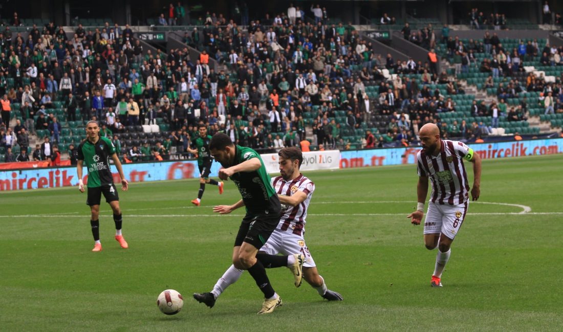 Trendyol 1. Lig: Kocaelispor: 3 – Bandırmaspor: 1 Trendyol 1.Lig 32. hafta karşılaşmasında Kocaelispor, evinde karşılaştığı Bandırmaspor’u 3-1