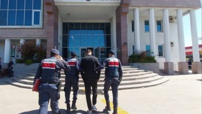 Susurluk’ta, DEAŞ silahlı terör örgütü propagandası yapmak suçundan hakkında yakalama