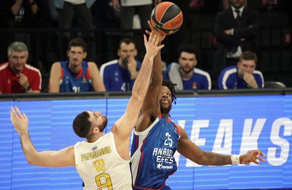 THY Euroleague’de Türk derbisi THY Euroleague’in 33. haftasında Fenerbahçe, yarın A. Efes’i konuk edecek.THY