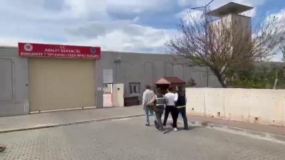 Edremit’te çeşitli suçlarda haklarında kesinleşmiş hapis cezası bulunan ve firari