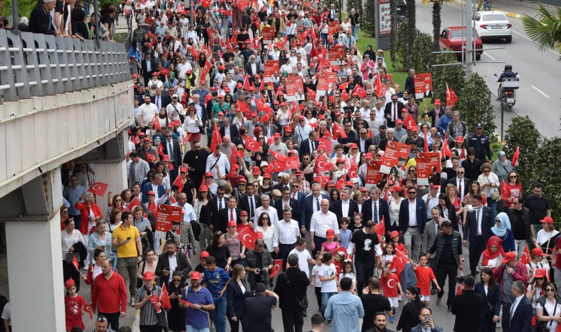 Balıkesir’de 23 Nisan’a özel kortej yürüyüşü Balıkesir Büyükşehir Belediyesi 23 Nisan Ulusal Egemenlik ve Çocuk Bayramı’na