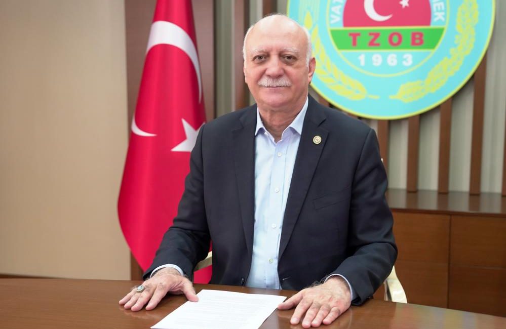 TZOB Başkanı Bayraktar: “Ayçiçeği üretimimizi artırmamız şart” Türkiye Ziraat Odaları Birliği (TZOB) Genel Başkanı Şemsi Bayraktar, “Ayçiçek