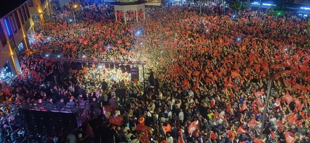Balıkesir siyaset tarihinde tarihi bir zafere imza atarak kesin olmayan