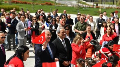 Yargıtay Başkanı Akarca, Yargıtay Başkanlığı Anaokulu-Gündüz Bakımevi Müdürlüğü öğrencileri ile