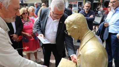 Edremit Belediyesi ölümünün 76. yılında yazar Sabahattin Ali’yi adının verildiği