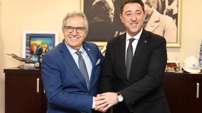 5 yıllık görev süresini tamamlayan önceki dönem Bandırma Belediye Başkanı