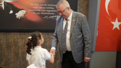 23 Nisan Ulusal Egemenlik ve Çocuk Bayramı sebebiyle Edremit Belediye