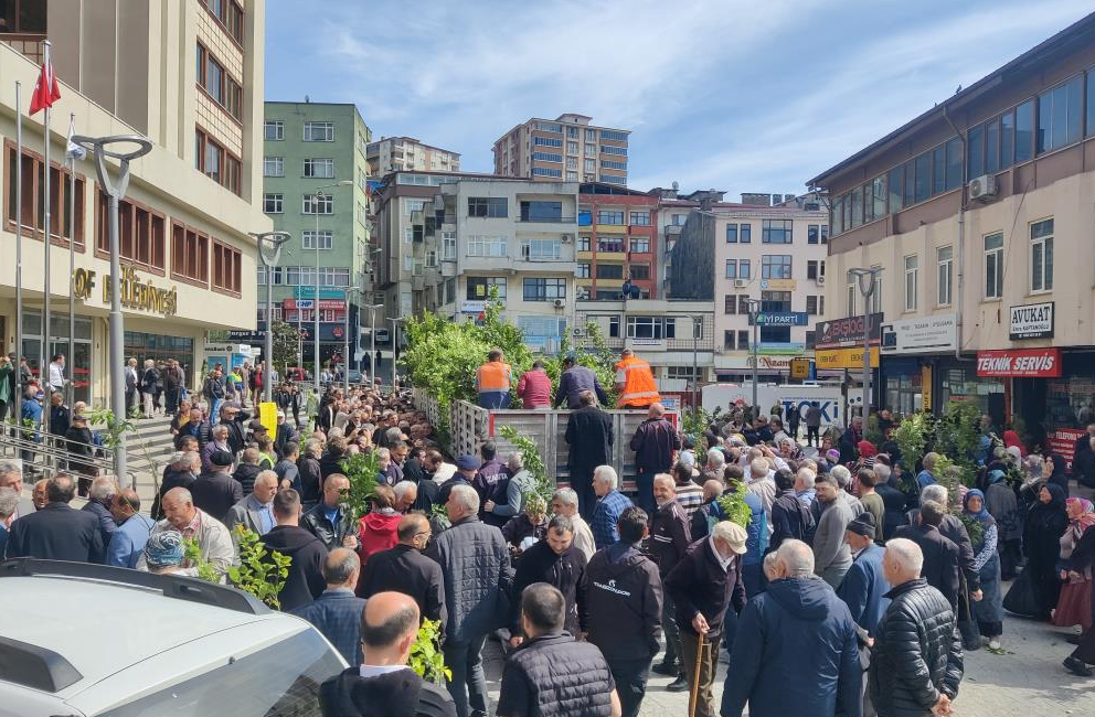 Trabzon’un Of ilçesi ilginç bir hayır etkinliğine sahne oldu. Uçar