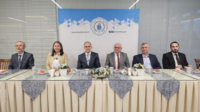 Bandırma Onyedi Eylül Üniversitesi’nde düzenlenen iftar davetinde Rektör Prof. Dr.