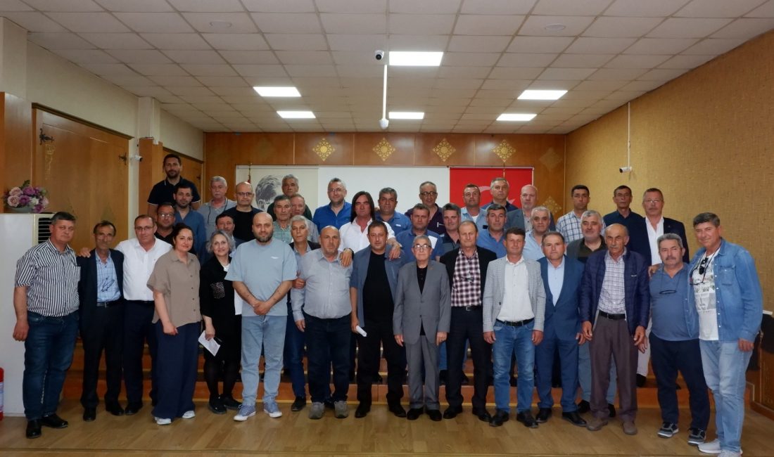 Susurluk Belediye Başkanı Hakan Yıldırım Semizel, yerel seçimlerin ardından muhtarlarla