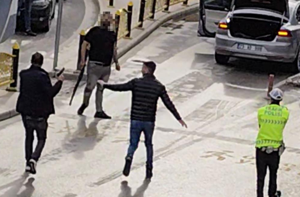 Elazığ’da iki grup arasında park yüzünden çıkan sözlü tartışma sonrasında