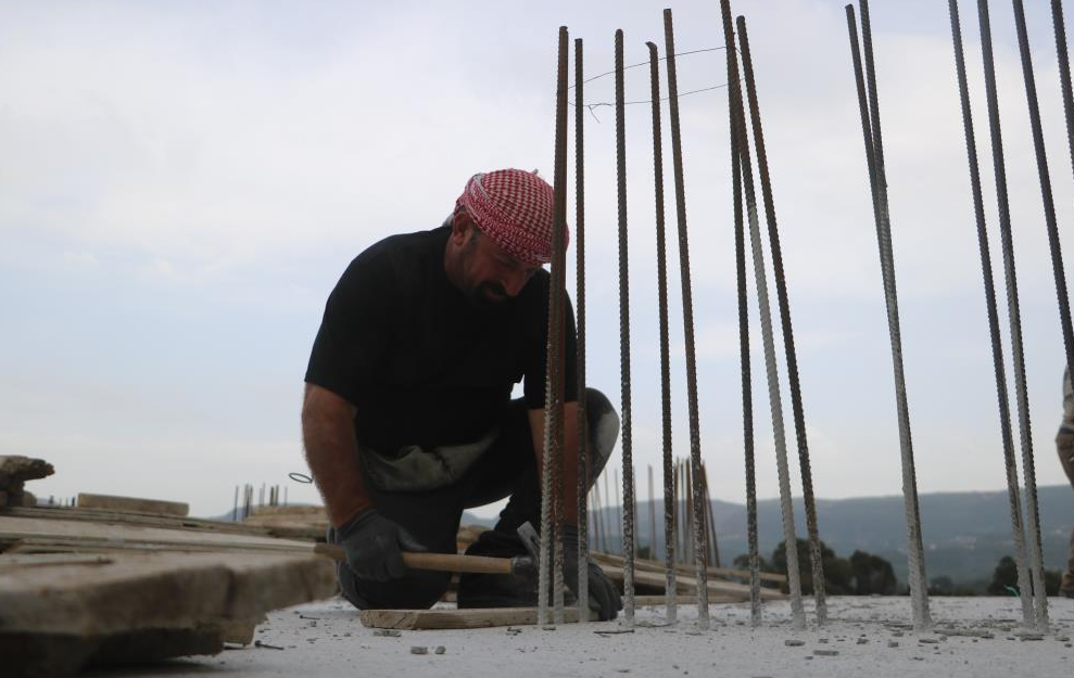 Yeni bir şehrin kurulduğu enkaz kentte bin 500 TL yevmiyeye iş var, işçi yok Depremin yerle bir ettiği Hatay’ın yeniden inşa sürecinin başlamasıyla birlikte