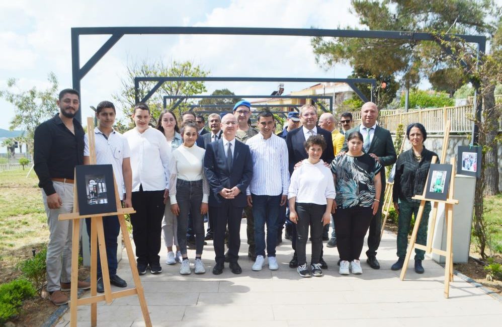 Ayvalık’ta Turizm Haftası kutlandı Ayvalık’ta Turizm Haftası ilçe protokolünün de katılımıyla kutlandı. Cunda Mesleki