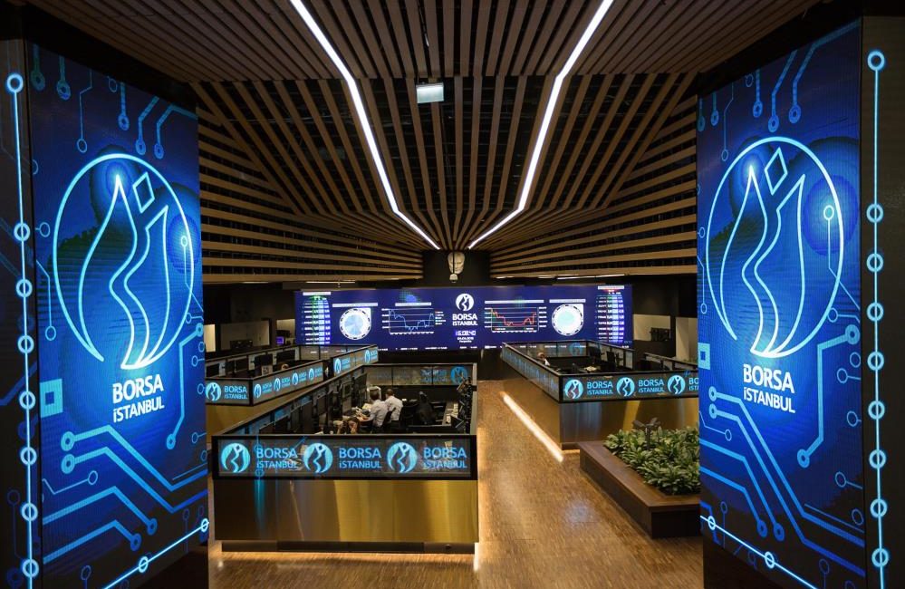 Borsa İstanbul’da tarihi zirve Borsa İstanbul BIST 100 endeksi 10.000 puanı aşarak tarihin en