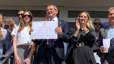 Ayvalık’ta Pazar günü yapılan yerel seçimlerde yeniden Belediye Başkanlığı görevine